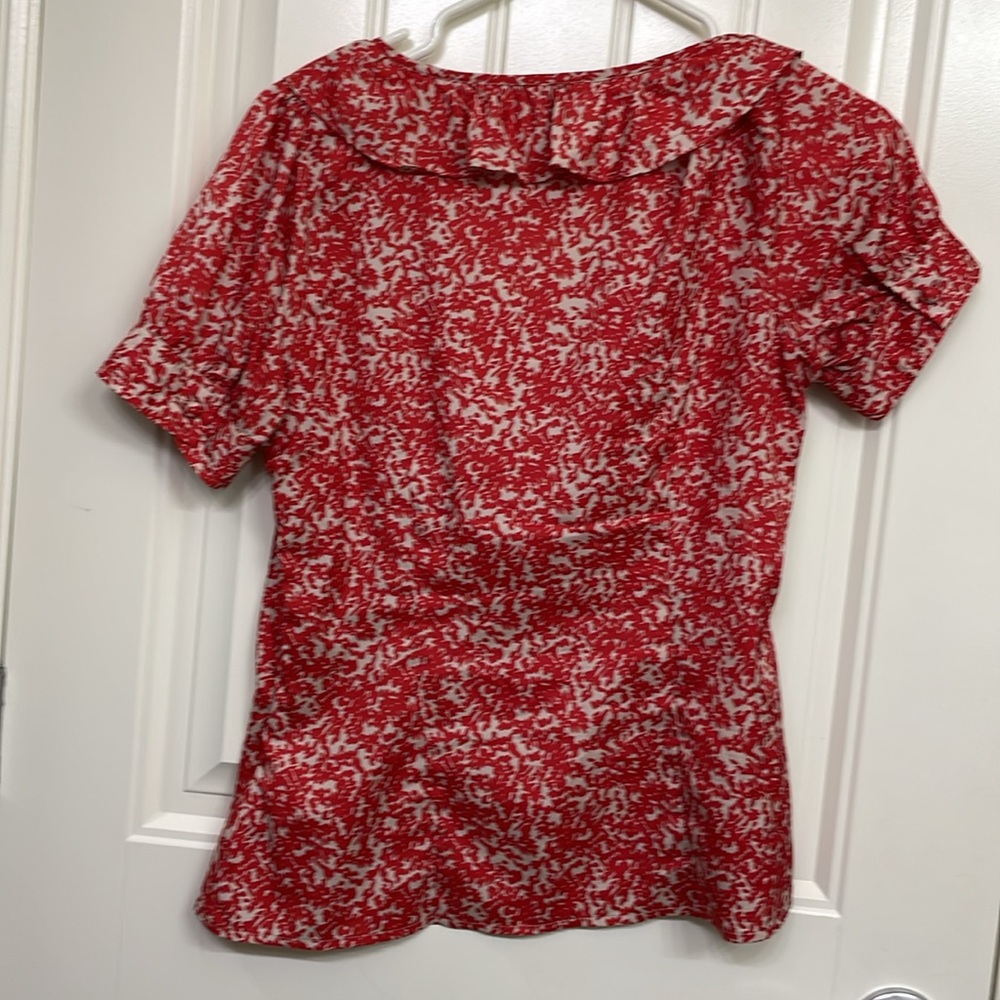 Banana Republic Red and White Blouse - Picture 7 of 7